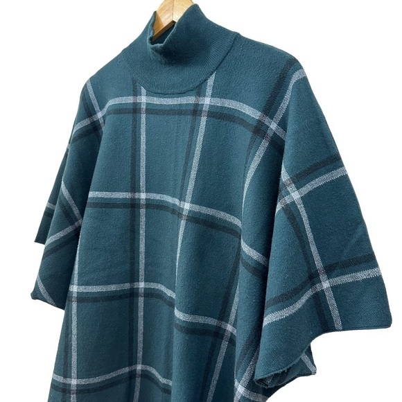 Max Studio Evergreen Plaid Sweater Cape Poncho, Oversized, OS - Picture 2 of 7